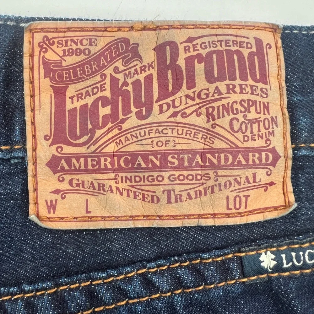 Lucky Brand Jeans 221 Original‎ Straight Size 38 x 30 Dark Wash Button Fly